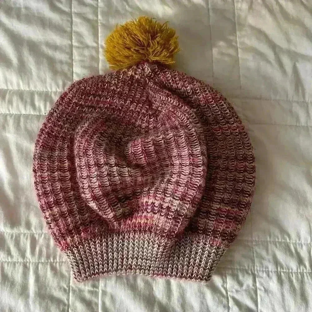Boho knit pom‎ beanie